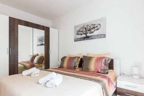 Hostal Topalli Apartments