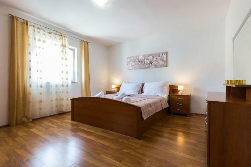 Hostal Topalli Apartments