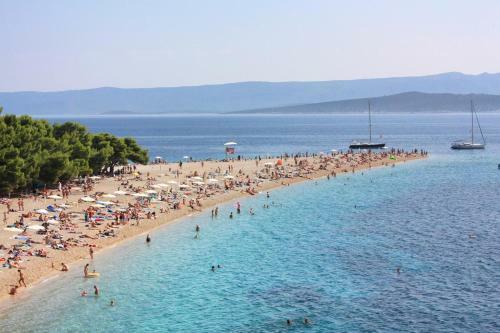 Holiday House With A Parking Space Bol (brac) - 2894