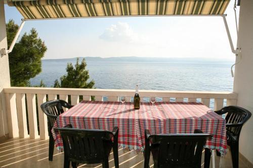 Apartments By The Sea Brela (Makarska) - 13052