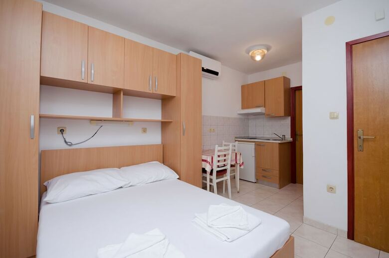 Apartments Ivan