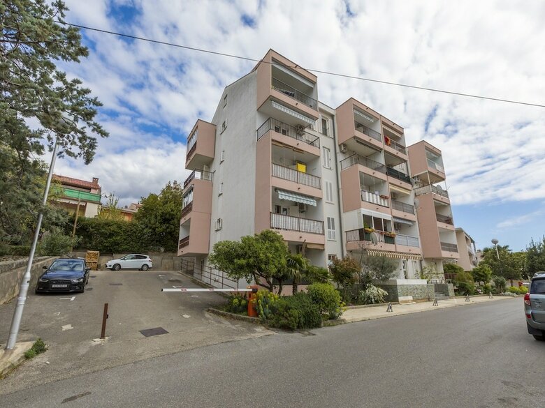 Apartment Rogac