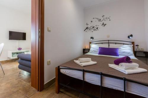 Two-bedroom Apartment In Crikvenica Xliv