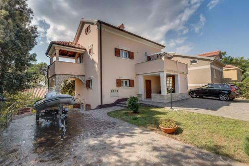 Apartamentos Pineta