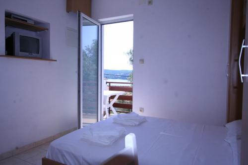 Apartments In Dobrinj/insel Krk 12522