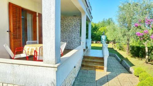 Apartments In Dobrinj/insel Krk 35141