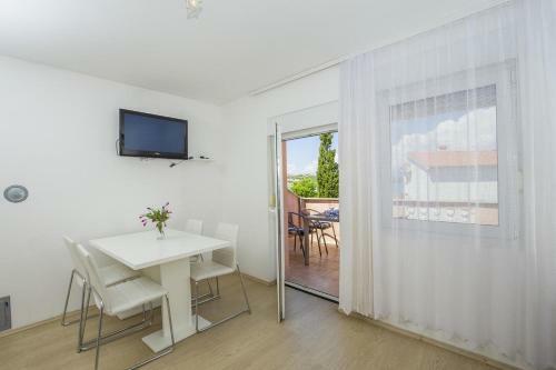 Apartment Soline 5449b
