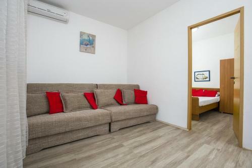 Apartments By The Sea Soline (krk) - 5449