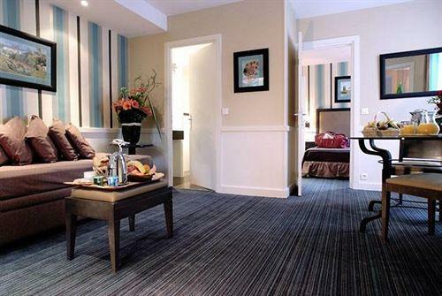 Elysees Union Hotel