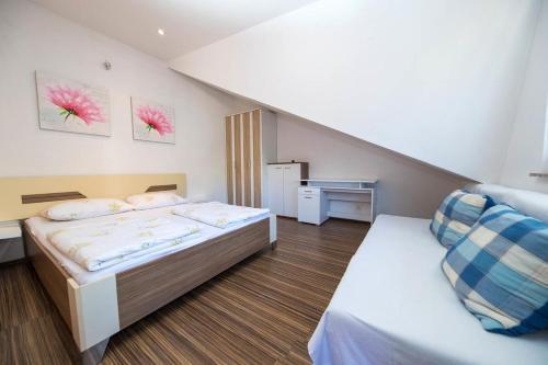 Apartments With A Parking Space Dramalj (crikvenica) - 5594