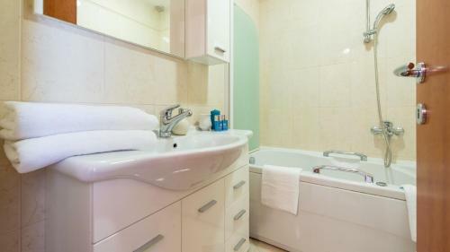 Apartment Antines