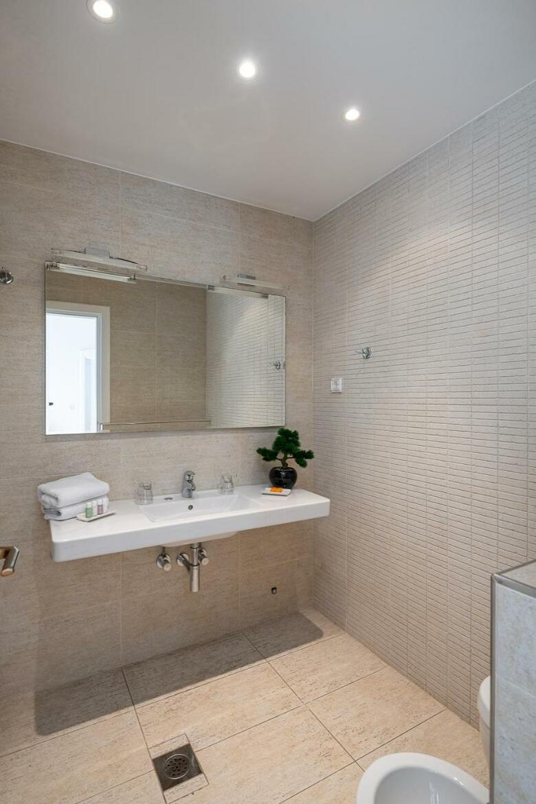 Hostal Olea Apartments And Rooms