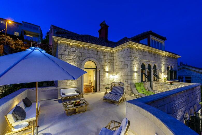 Villa Mediteran