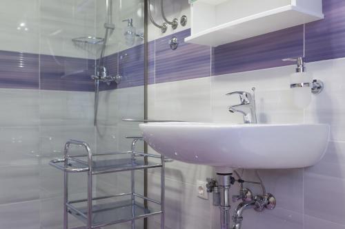 Apartment Chermesinus A57