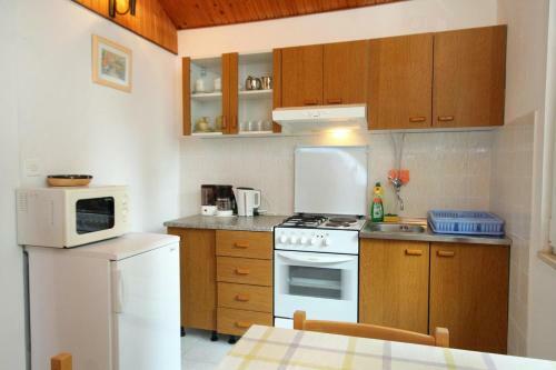Apartments With A Parking Space Dubrovnik - 4673