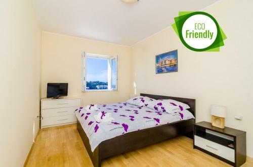 Niko's Sea View Apartment