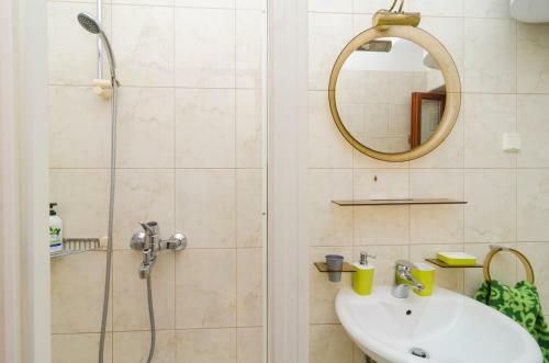 Hostal Rooms Lovrijenac
