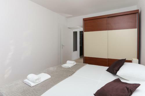 Apartments Ambience