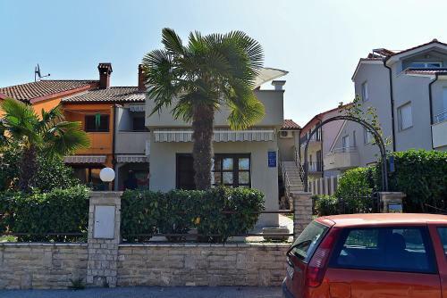 Apartments Drago 589