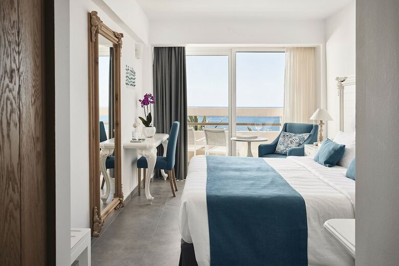 Hotel Tylissos Beach