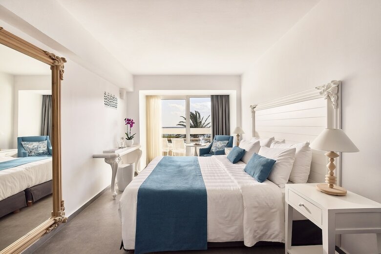 Hotel Tylissos Beach