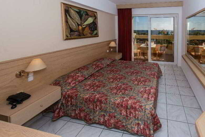 Hotel Tylissos Beach