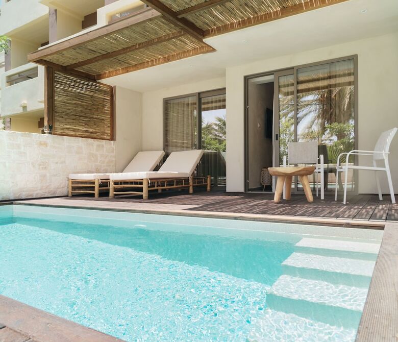 Hotel Tylissos Beach