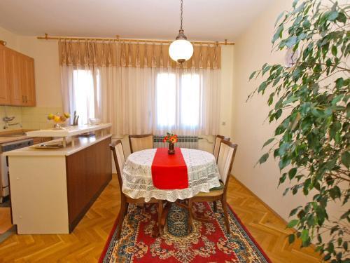 Apartment Josip 933