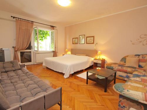 Apartment Luka 953