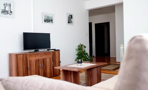 Apartments With A Parking Space Fazana - 7205