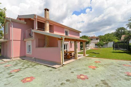 House Pineta 1719