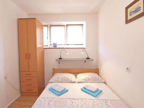 Apartments Elda 1470