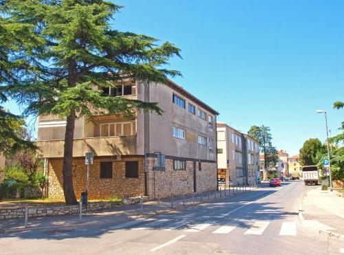 Apartments Elda 1470
