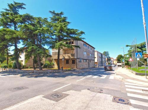 Apartments Elda 1470