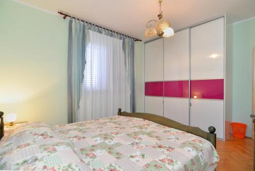Apartments Pink 1785