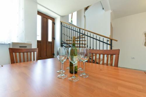House Bruno 1735