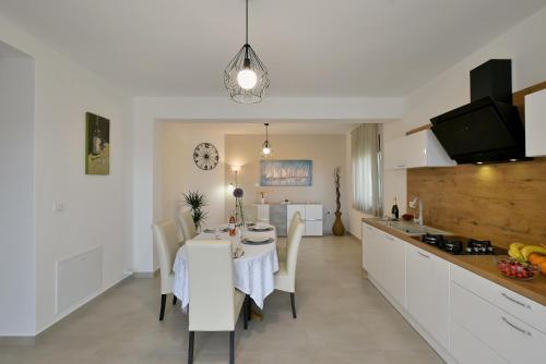 House Vedran 1125