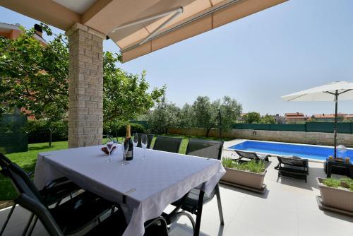 House Vedran 1125