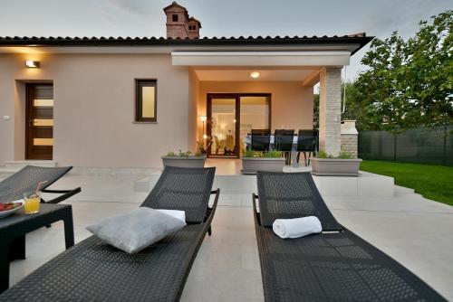 House Vedran 1125
