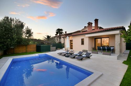 House Vedran 1125