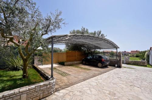 House Vedran 1125