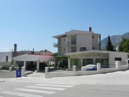 Apartment Gradac 15282f