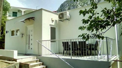 Apartments With A Parking Space Gradac (makarska) - 16263