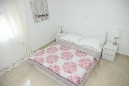 Apartments Mare