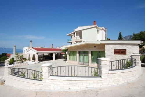 Apartment Gradac 15282e