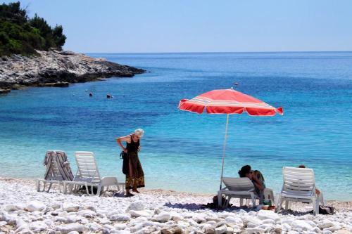 Apartments And Rooms With Parking Space Hvar - 15378