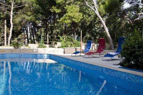 Seaside House With A Swimming Pool Hvar - 12919