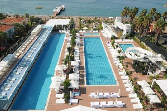 Hotel Q Premium Resort