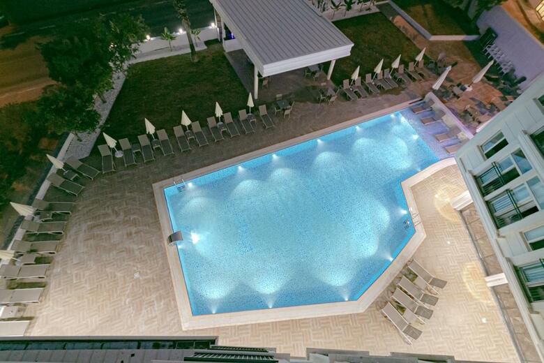 Lara World Hotel