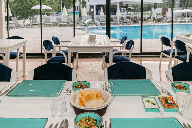 Lara World Hotel